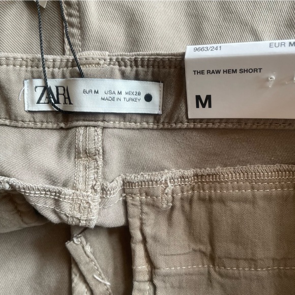 Zara NWT High Waisted ‘The Raw Hem Short’ - Picture 8 of 11